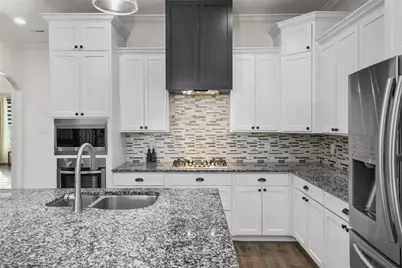 1705 Prestwick Lane, Ennis, TX 75119 - Photo 11