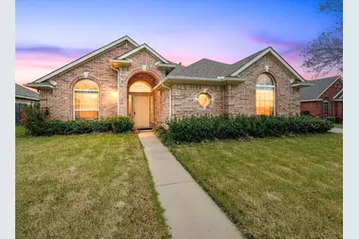 3516 Heatherbrook Drive, Arlington, TX 76001 - Photo 1