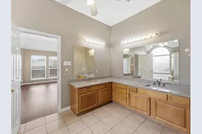 3516 Heatherbrook Drive, Arlington, TX 76001 - Photo 19