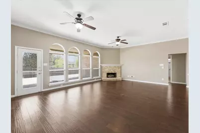 3516 Heatherbrook Drive, Arlington, TX 76001 - Photo 3