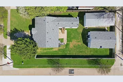 1654 Hansboro Avenue, Dallas, TX 75224 - Photo 3
