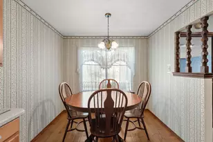 2012 Pebblecreek Dr, Cleburne, TX 76033 - Photo 11