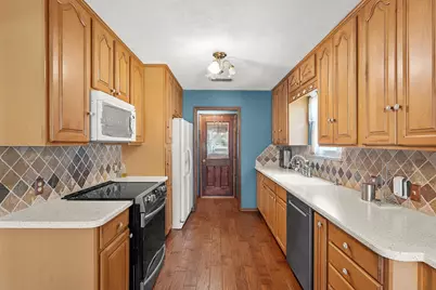 2012 Pebblecreek Drive, Cleburne, TX 76033 - Photo 9