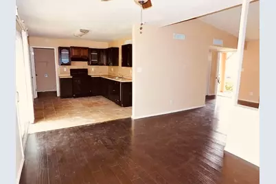 5625 Squires Drive, The Colony, TX 75056 - Photo 3