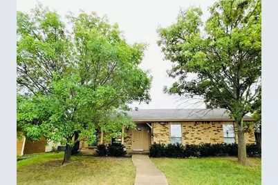 5625 Squires Drive, The Colony, TX 75056 - Photo 1