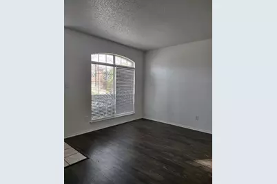 513 Pineview Lane, Fort Worth, TX 76140 - Photo 1