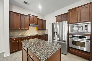 207 Leonard Way, Fate, TX 75087 - Photo 3