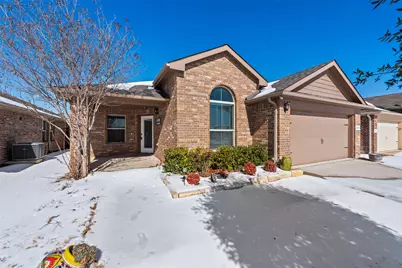 328 Foxhunter Street, Fort Worth, TX 76131 - Photo 5