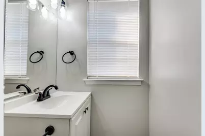 3820 Flamingo Lane, Irving, TX 75062 - Photo 19