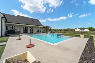 2050 W Elm Mott Dr, Waco, TX 76705 - Photo 35