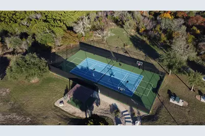 8229 Retreat Boulevard, Cleburne, TX 76033 - Photo 19