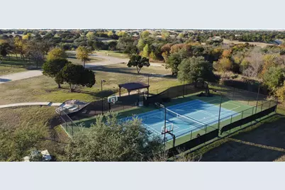 8229 Retreat Boulevard, Cleburne, TX 76033 - Photo 17