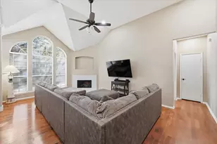 4426 Hanover St, Grand Prairie, TX 75052 - Photo 5