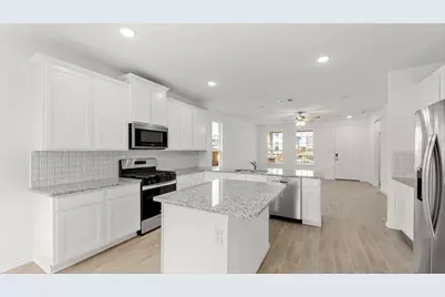 2085 Bayfront Drive, Royse City, TX 75189 - Photo 5