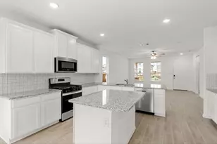 2085 Bayfront Dr, Royse City, TX 75189 - Photo 5