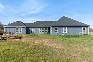 715 Co Rd 4599, Boyd, TX 76023 - Photo 29