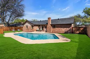 5529 Wood View St, North Richland Hills, TX 76180 - Photo 33