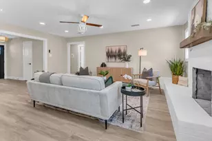 5529 Wood View St, North Richland Hills, TX 76180 - Photo 9