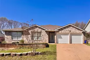 201 Yosemite Dr, Mansfield, TX 76063 - Photo 1