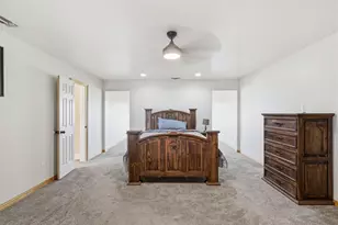 301 Rhoades Ln, Springtown, TX 76082 - Photo 7