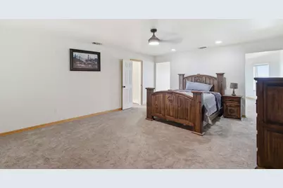 301 Rhoades Lane, Springtown, TX 76082 - Photo 11