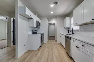 125 W Fuller Dr, Euless, TX 76039 - Photo 7