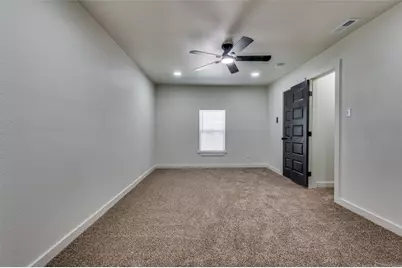 125 W Fuller Drive, Euless, TX 76039 - Photo 15