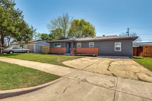 125 W Fuller Dr, Euless, TX 76039 - Photo 5