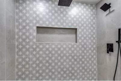 125 W Fuller Drive, Euless, TX 76039 - Photo 17