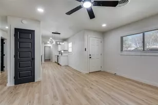 125 W Fuller Dr, Euless, TX 76039 - Photo 9