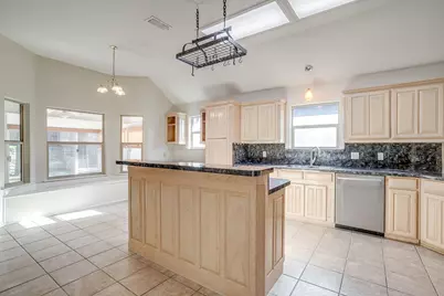 8612 Woodslane Drive, Fort Worth, TX 76179 - Photo 13