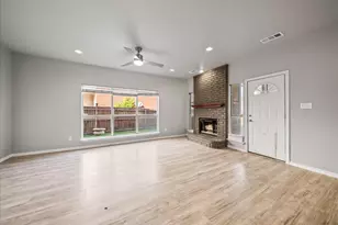 344 Raintree Dr, Coppell, TX 75019 - Photo 9