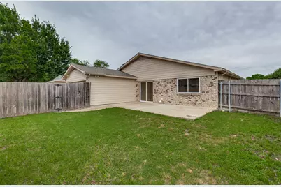 1213 W Blanco Lane, Garland, TX 75040 - Photo 21