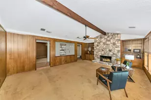 4541 Saldana Dr, Fort Worth, TX 76133 - Photo 9