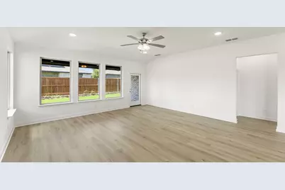 2423 Liberty Crossing Avenue, Royse City, TX 75189 - Photo 15