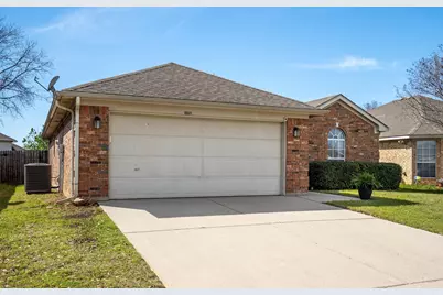 8601 Stetson Drive, Fort Worth, TX 76244 - Photo 5