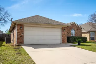 8601 Stetson Dr, Fort Worth, TX 76244 - Photo 5