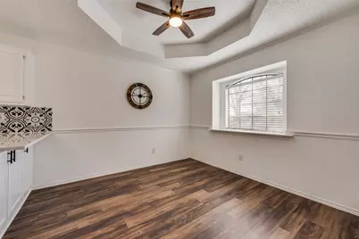 4102 Autumn Ridge Court, Arlington, TX 76016 - Photo 9