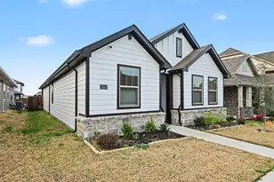 11037 Firebrush Ln, Fort Worth, TX 76108 - Photo 3