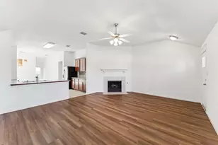 2809 Dawn Spring Dr, Little Elm, TX 75068 - Photo 3