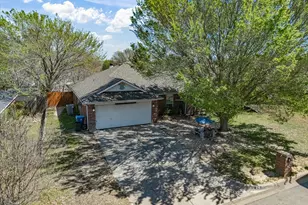 210 Wellington Trail, Weatherford, TX 76085 - Photo 7