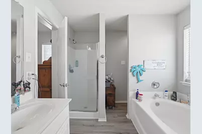 210 Wellington Trail, Weatherford, TX 76085 - Photo 13