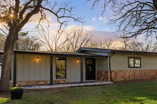 1006 Newell Dr, Hudson Oaks, TX 76087 - Photo 1