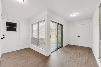 10823 Meadowcliff Lane, Dallas, TX 75238 - Photo 17