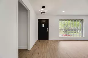 10823 Meadowcliff Ln, Dallas, TX 75238 - Photo 5