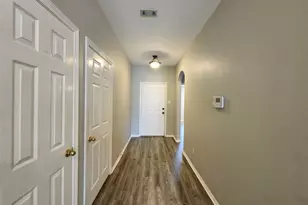 4710 Ashbury Ln, Mansfield, TX 76063 - Photo 3