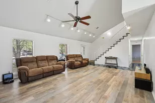 2307 Harrington Ct, Euless, TX 76039 - Photo 5