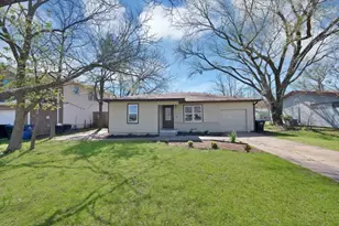 3005 Maple Ave, Greenville, TX 75402 - Photo 1