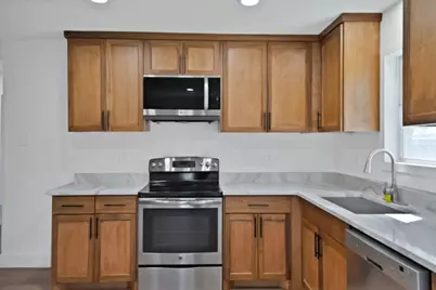 3005 Maple Avenue, Greenville, TX 75402 - Photo 11