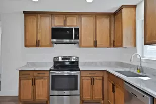 3005 Maple Ave, Greenville, TX 75402 - Photo 11